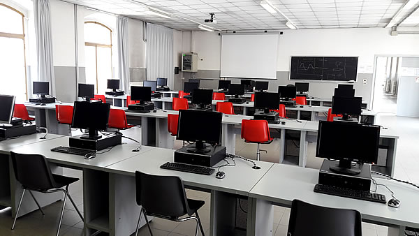 rinnovamento laboratori di informatica